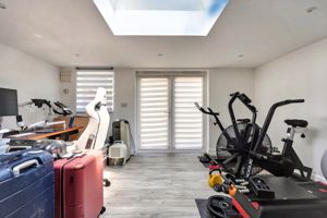 Photo 19- click for photo gallery